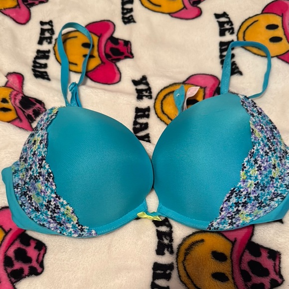 Victoria's Secret Teal and Floral Bra - Picture 1 of 3
